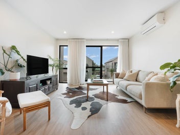 Sleek , Stylish & Affordable KiwiBuild Gem!