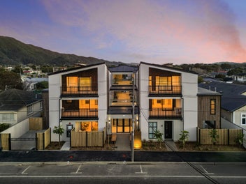 Now under offer, come and see the rest.