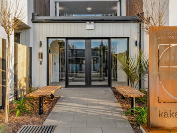 Now under offer, come and see the rest.