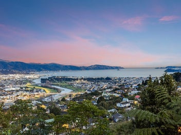 Much-Loved Family Home, Unbeatable Views