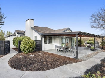 Triple the Garage, Triple the Convenience!