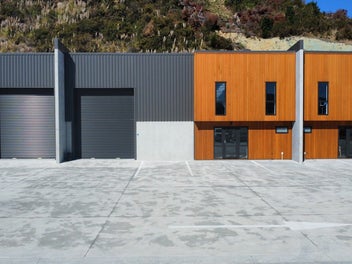 Image 1 of 6