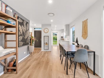 Enquiries above $1,049,000 - Northlake gem