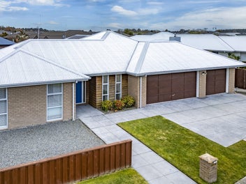 Ultimate family home with office