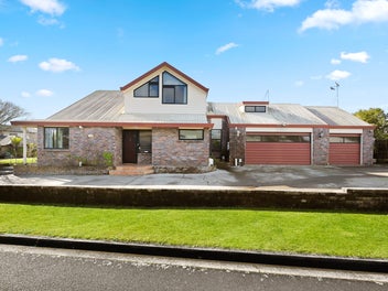 Cherrywood Street, Location Can't Be Beat!