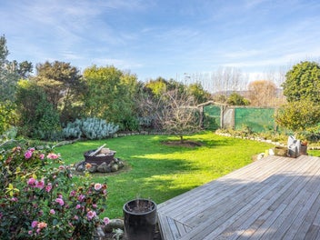 4 in 1: Versatile Oasis in Otaki