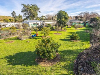 4 in 1: Versatile Oasis in Otaki