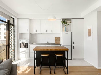 Chic, Sunny & Spacious