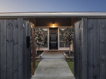Stylish family retreat