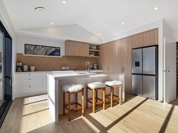 Sun, Style & Smart Design