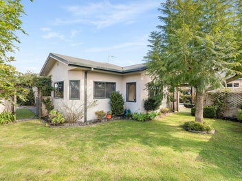 Deceased Estate - Must Be Sold!