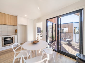 Prime Location - Final 2 Bed under $700k!