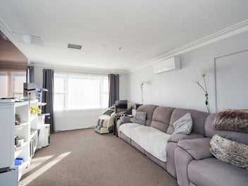 * UNDER OFFER * Attention First Home Buyers!