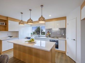 One Year New Townhouses – Only one left !