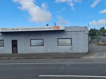Image 1 of 18