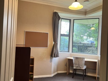 Image 1 of 10