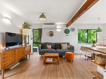 Coastal Charm - Priced to sell!