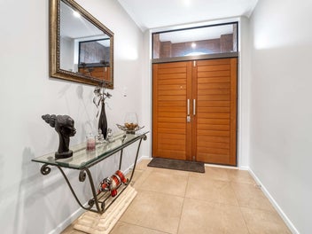 Stylish with substance on Strathcarron Place!
