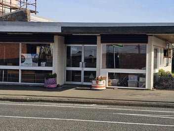 LOOKING FOR A NEW OPPORTUNITY