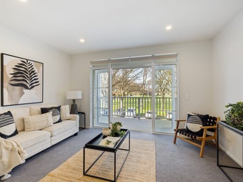 A Brooksfield Beauty, Parkside Charmer!