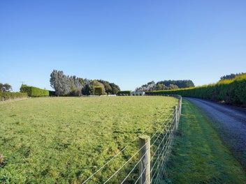 Renovated, rural and ready for you!