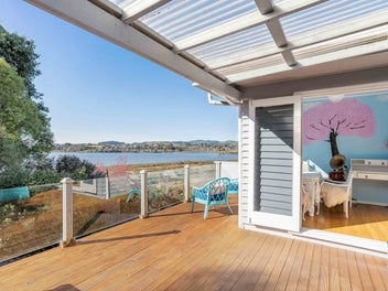 Character, Charm & Estuary Views