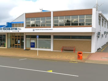 Image 1 of 10
