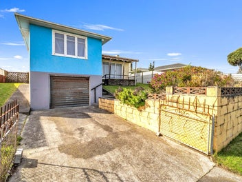 Deadline Sale To Secure This Coastal Home!