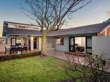 Harbour Views & Flexibility with Soul