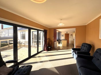 Ideal Home for Family or Retirees