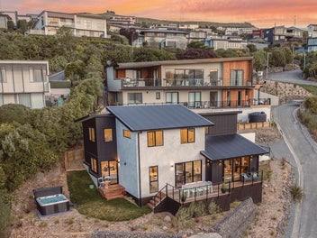 Brand New Coastal Family Retreat