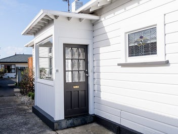 Immaculate & Move-In Ready