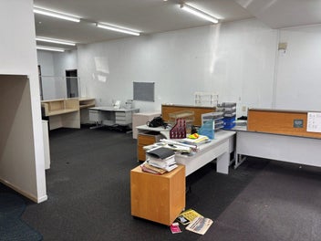 Image 1 of 5