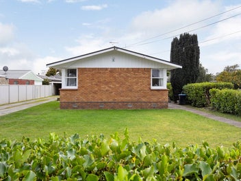 Welcome to 94 Thornton Road
