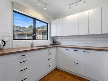 A Savvy Buy in a Handy Location