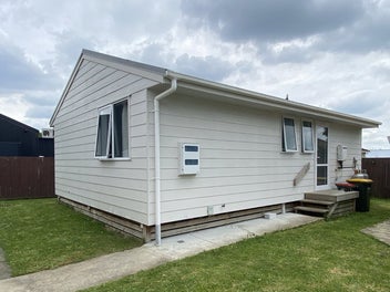 Image 1 of 8