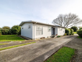 RENOVATOR'S DREAM ON 817M2 IN MILSON