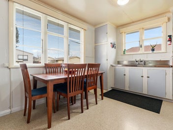 Classic Weatherboard in Prime Location