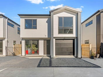 Master Listing – Kimpton Road (18 Properties)