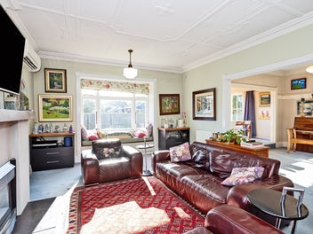 Prestigious central living lifestyle