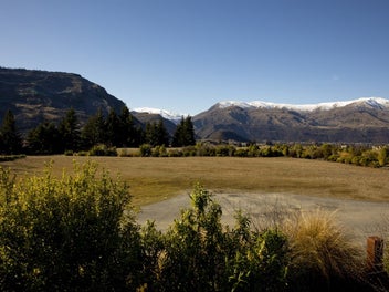 RURAL SERENITY MEETS ALPINE GRANDEUR