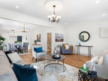 LUXURY RENOVATED VILLA ON FULL 783SQM SITE!