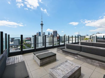 Sugartree Top Floor City Living with Dual Parking