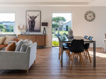 Wake up to a better view in West Melton