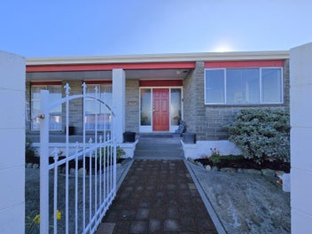 Spacious family living on a corner section