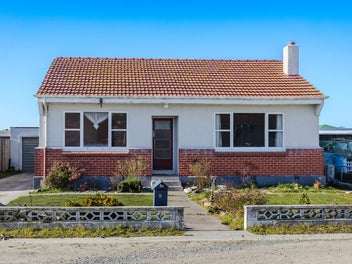 GREAT STARTER OR INVESTMENT - NORTH END LOCATION