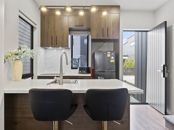 Modern 2-Bed, In too good location, Too Good t...