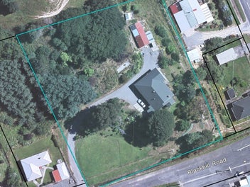 5 Bedrooms - Village Life