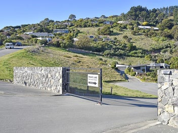 Looking for a Coastal Lifestyle?