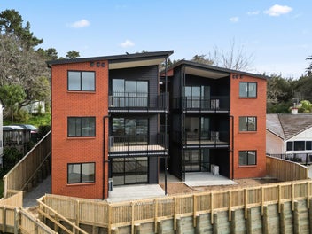 Bespoke Apartment Living - ONLY 3 LEFT!